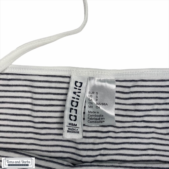 H&M Women’s White Striped Dress & Black Dress Set - Picture 6 of 11